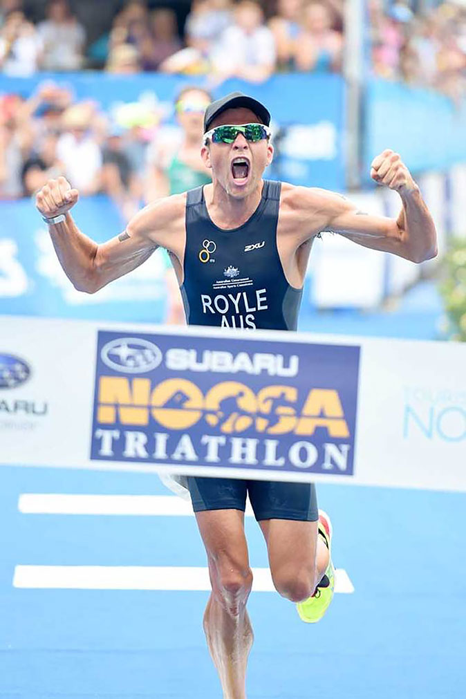 Aaron-Royal-noosa-triathlon-win-2014