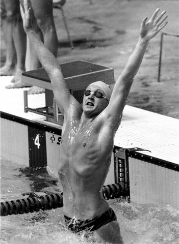 Neil Brooks 4x100 medley relay C  HMG 