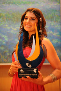 stephanie rice with the telstra swimmer of the year trophy photo delly carr sal.jpg